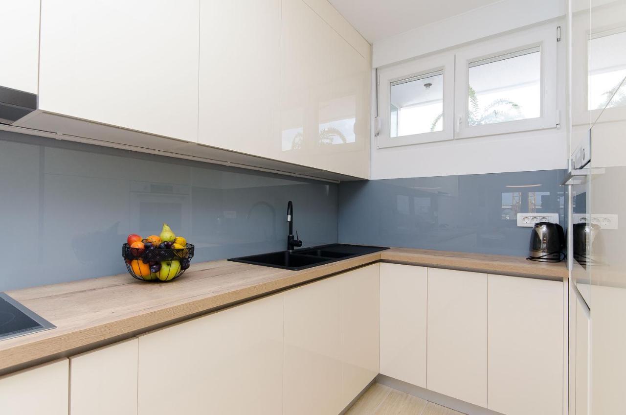 Modern Living Apartment Airy Сплит Экстерьер фото